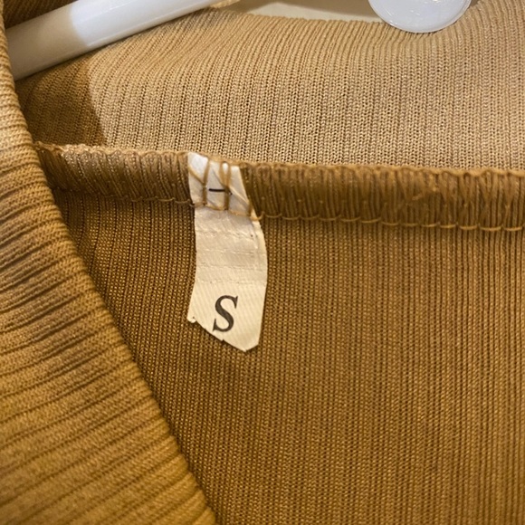 tan fit body suit - Picture 3 of 7